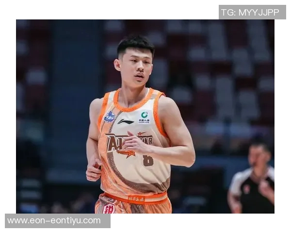 王岚嵚晒照为山东全运男篮加油期待首届全运会精彩表现 王岚嵚晒照为山东全运男篮加油期待首届全运会精彩表现