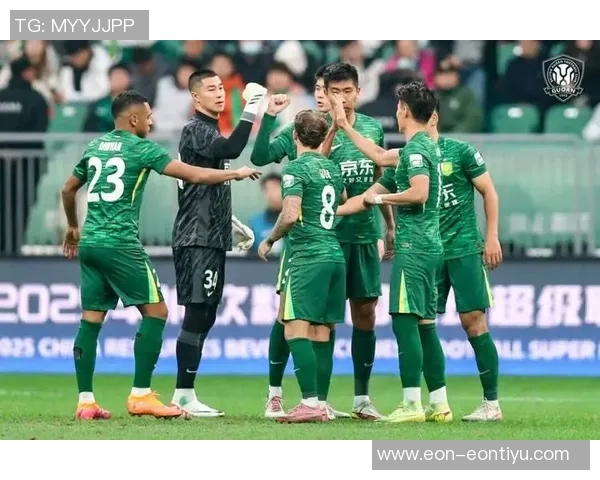 中超联赛第三十轮精彩对决北京国安迎战梅州客家全力争胜