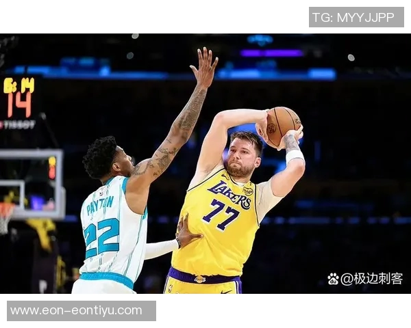 卢卡场均40分11篮板9助攻三分命中率仅30仍展现超强输出能力