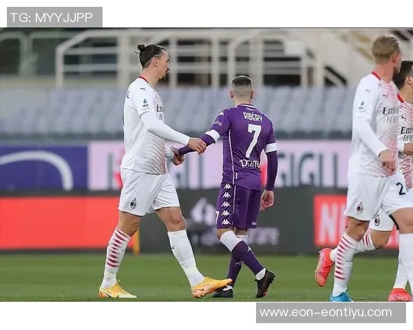 里贝里重返米兰训练基地与球迷互动官方社交媒体热情欢迎他回归