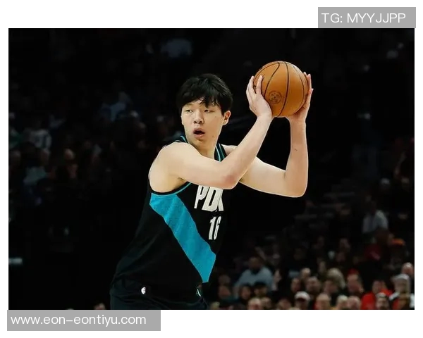 杨瀚森回应为何不分享训练照片强调只有官方有权发布